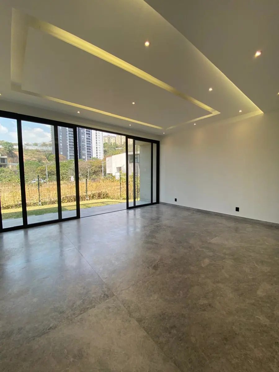 Interior de casa en Bosque Real (foto 1)