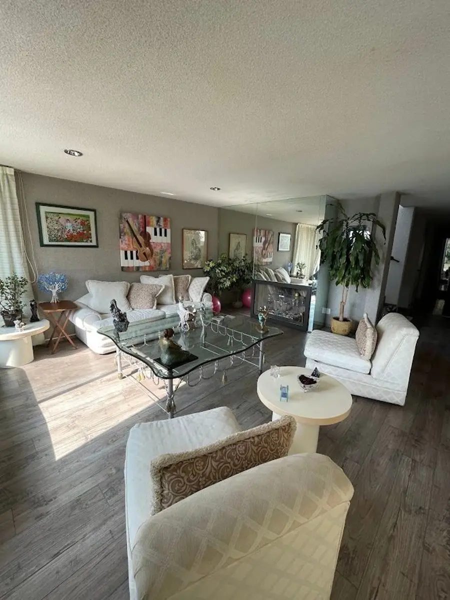 Interior de casa en Bosques de las Lomas (foto 2)