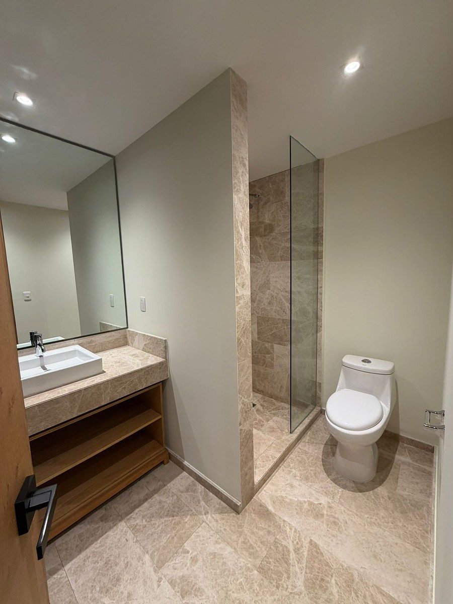 Interior de departamento en Bosque Real (foto 2)
