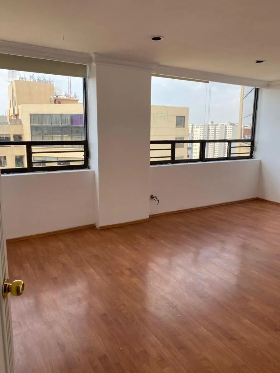 Interior de departamento en Interlomas (foto 1)