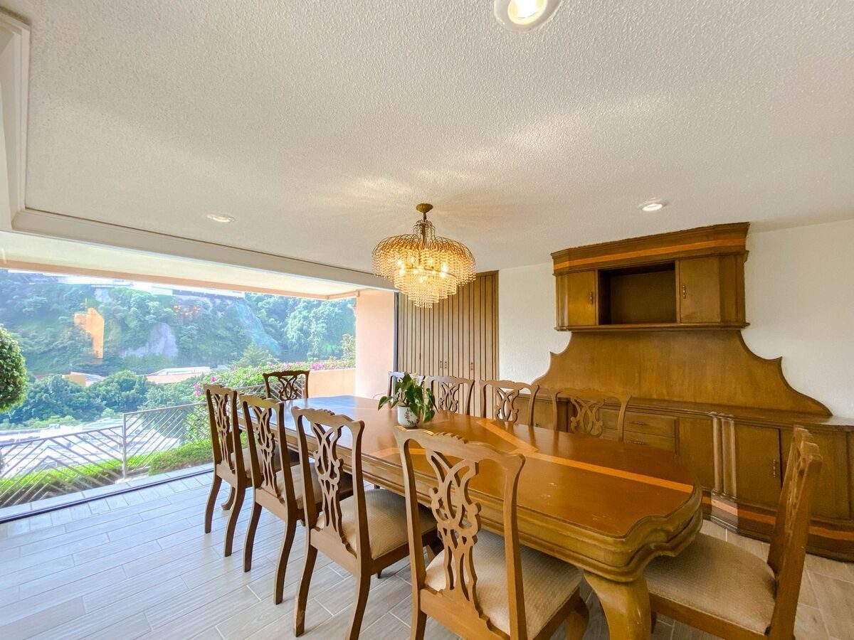 Interior de casa en Bosques de las Lomas (foto 1)