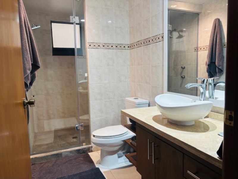 Interior de departamento en Bosques de las Lomas (foto 4)