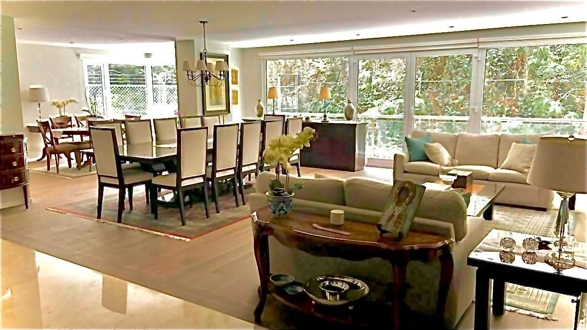 Interior de departamento en Bosques de las Lomas (foto 1)