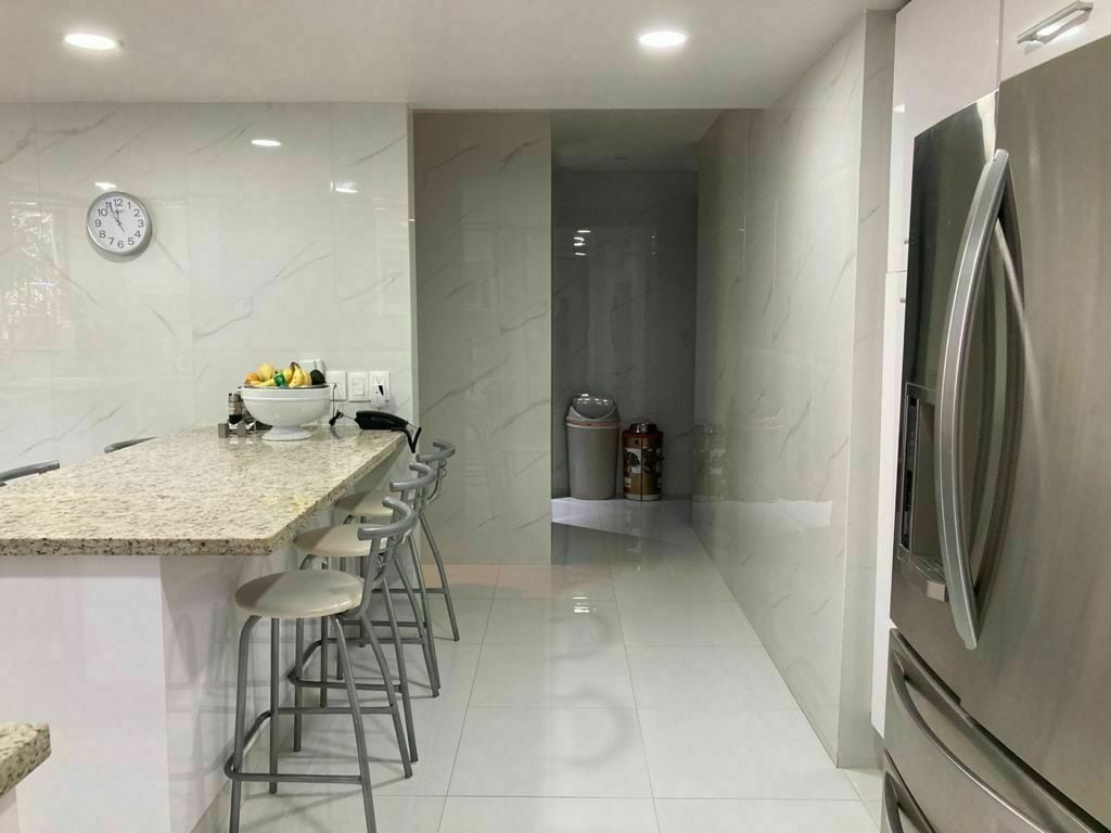 Interior de departamento en Bosques de las Lomas (foto 4)