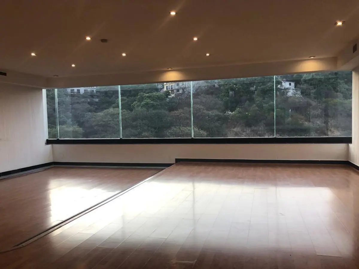 Interior de departamento en Cuajimalpa de Morelos (foto 2)