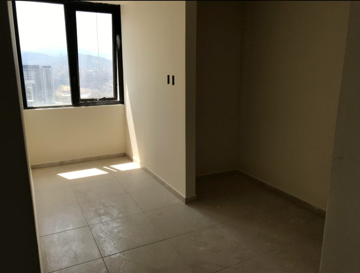 Interior de departamento en Interlomas (foto 2)