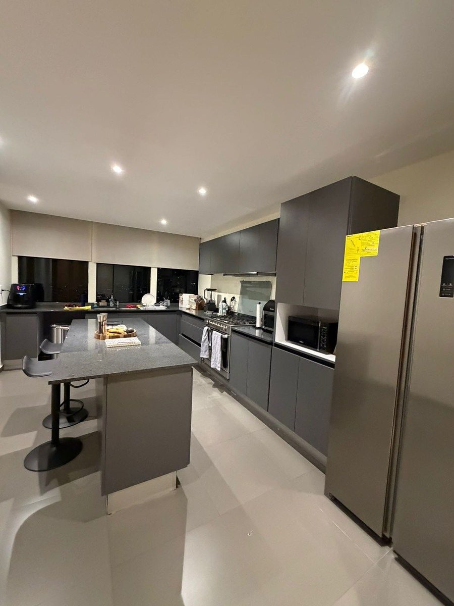 Interior de penthouse en Bosque Real (foto 1)