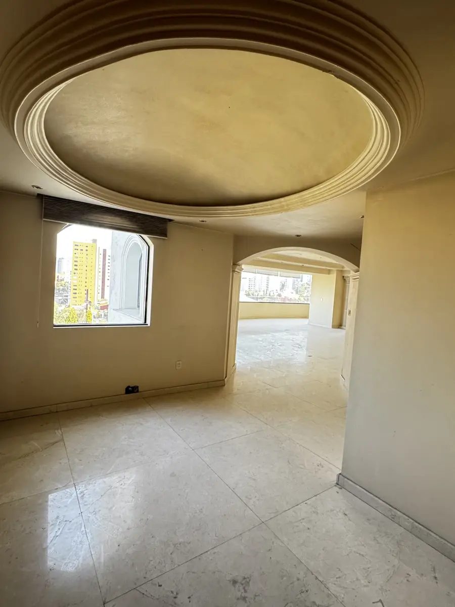 Interior de departamento en Hacienda de las Palmas (foto 5)