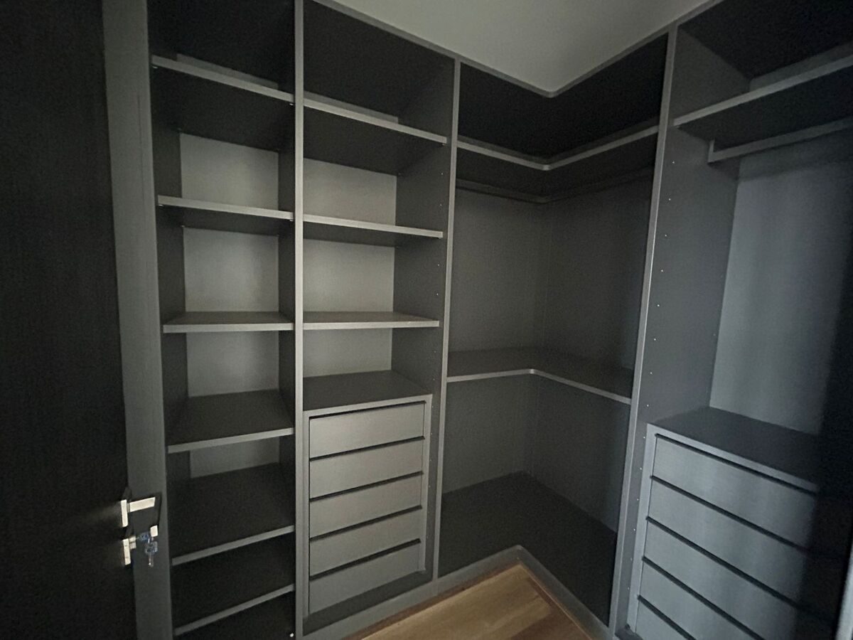 Interior de departamento en Bosque Real (foto 4)