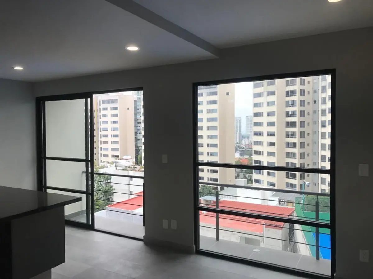 Interior de departamento en Bosques de las Lomas (foto 1)