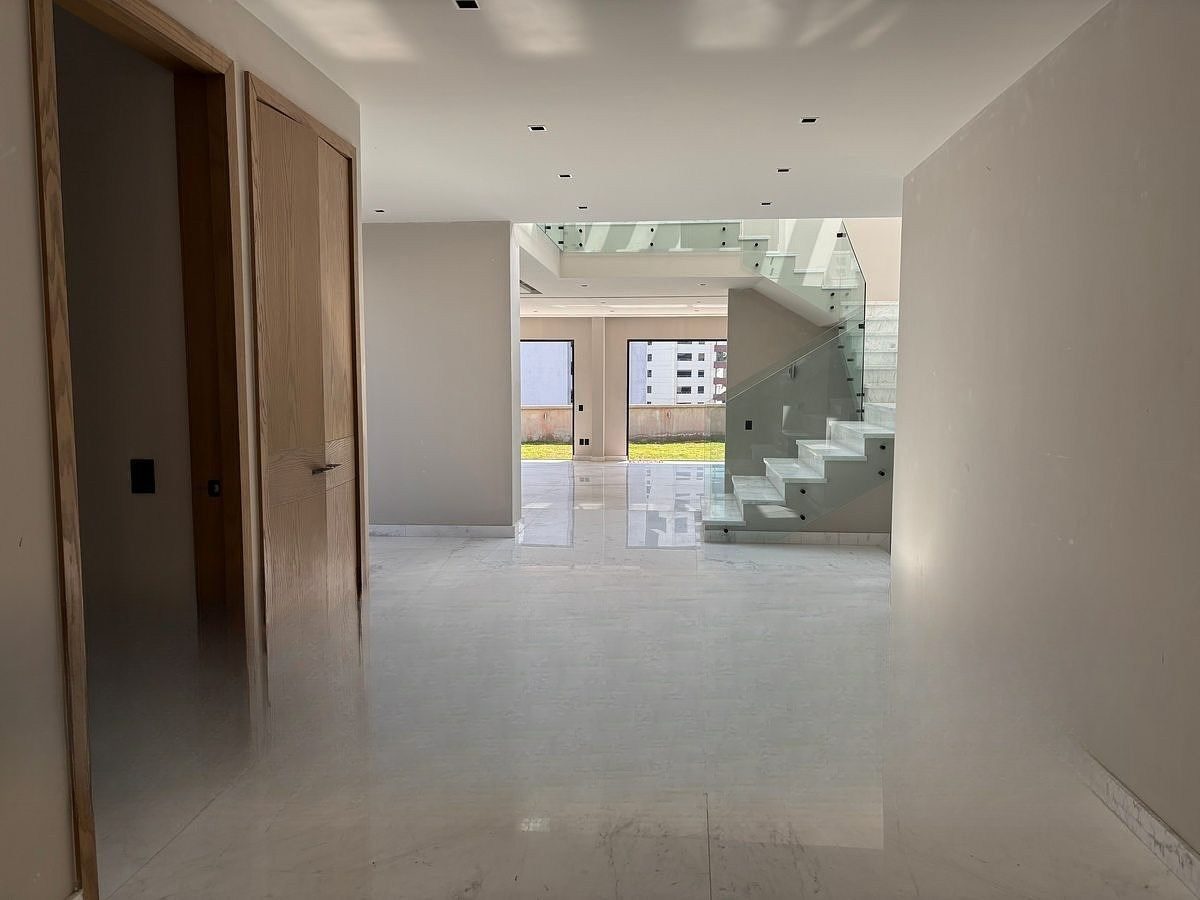 Interior de casa en Bosques de las Lomas (foto 1)