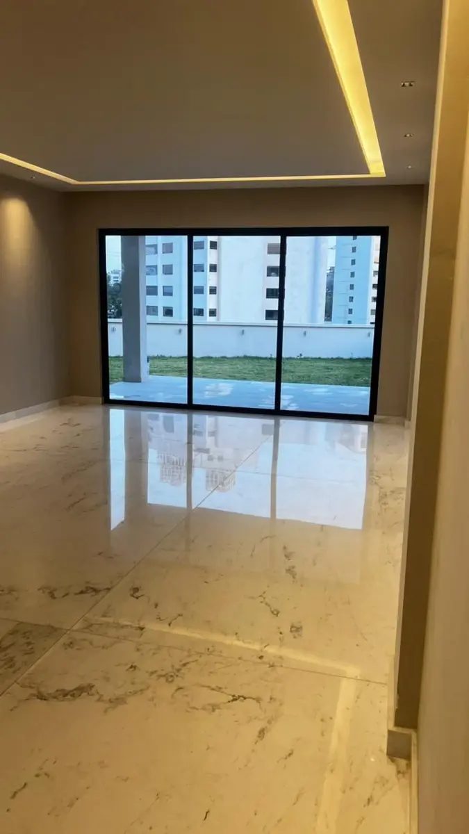 Interior de casa en Bosques de las Lomas (foto 2)