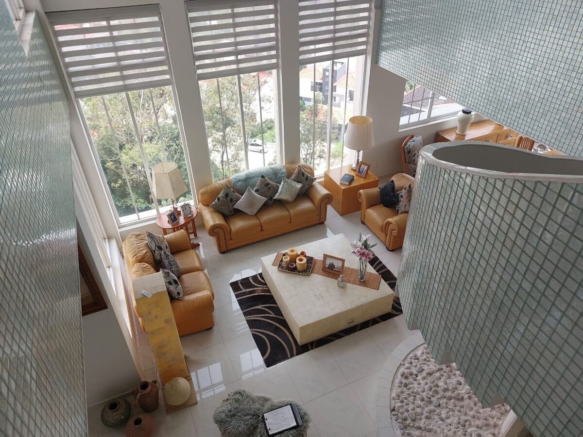 Interior de departamento en Bosque Real (foto 1)