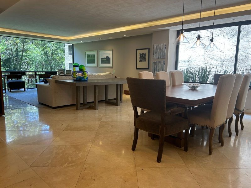 Interior de departamento en Bosques de las Lomas (foto 4)