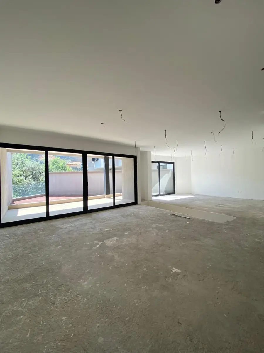 Interior de casa en Bosque Real (foto 2)