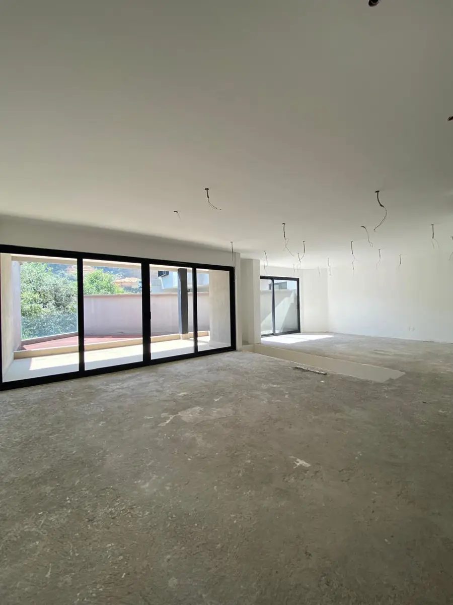 Interior de casa en Bosque Real (foto 1)