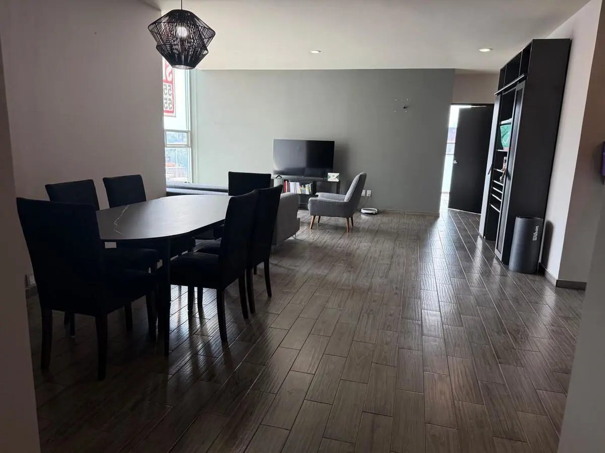 Interior de departamento en Cuajimalpa de Morelos (foto 2)
