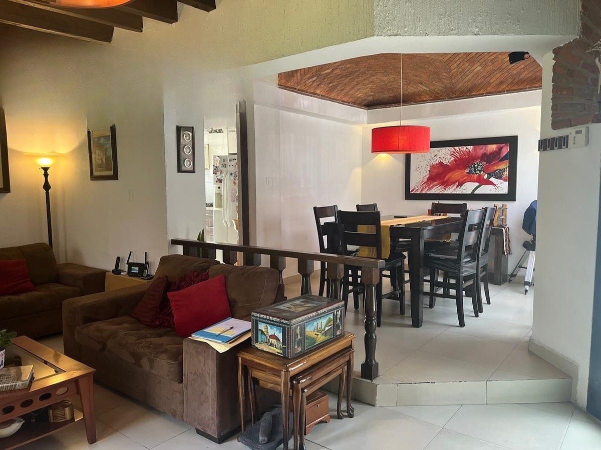 Interior de casa en Lomas Anahuac (foto 2)