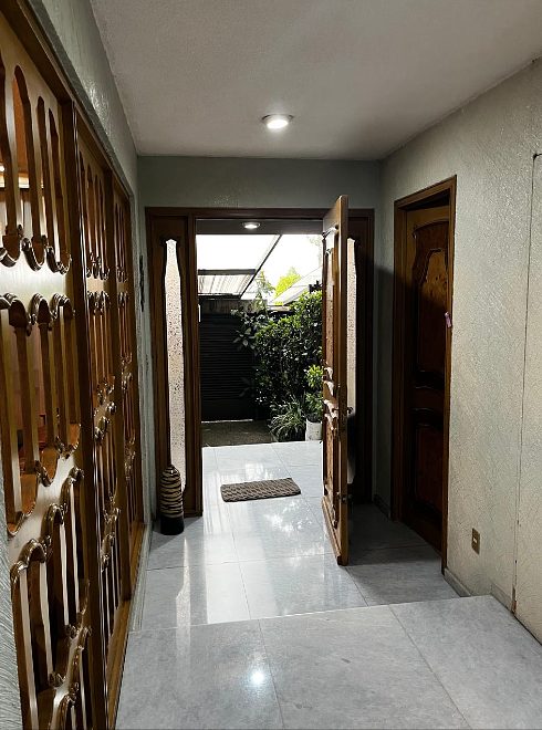 Interior de casa en Hacienda de las Palmas (foto 4)