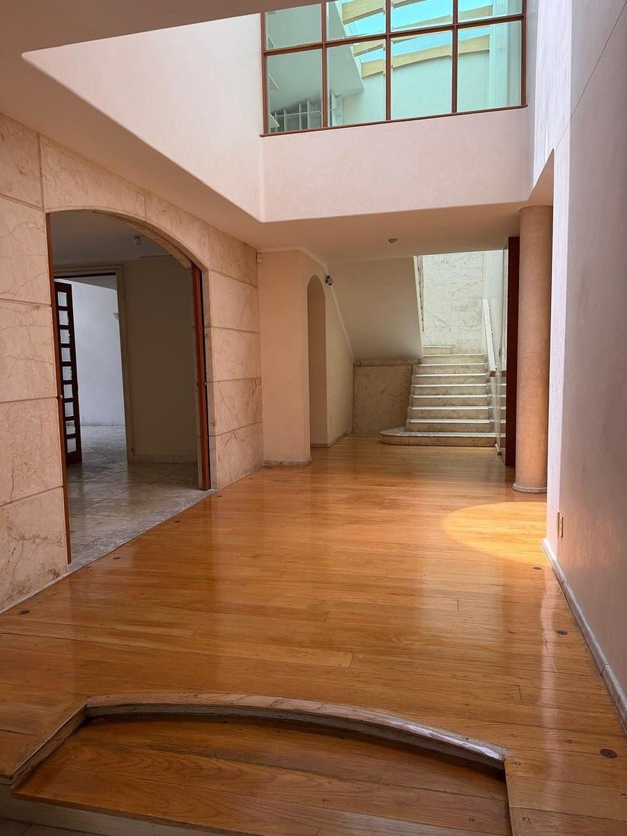 Interior de casa en Bosques de las Lomas (foto 1)