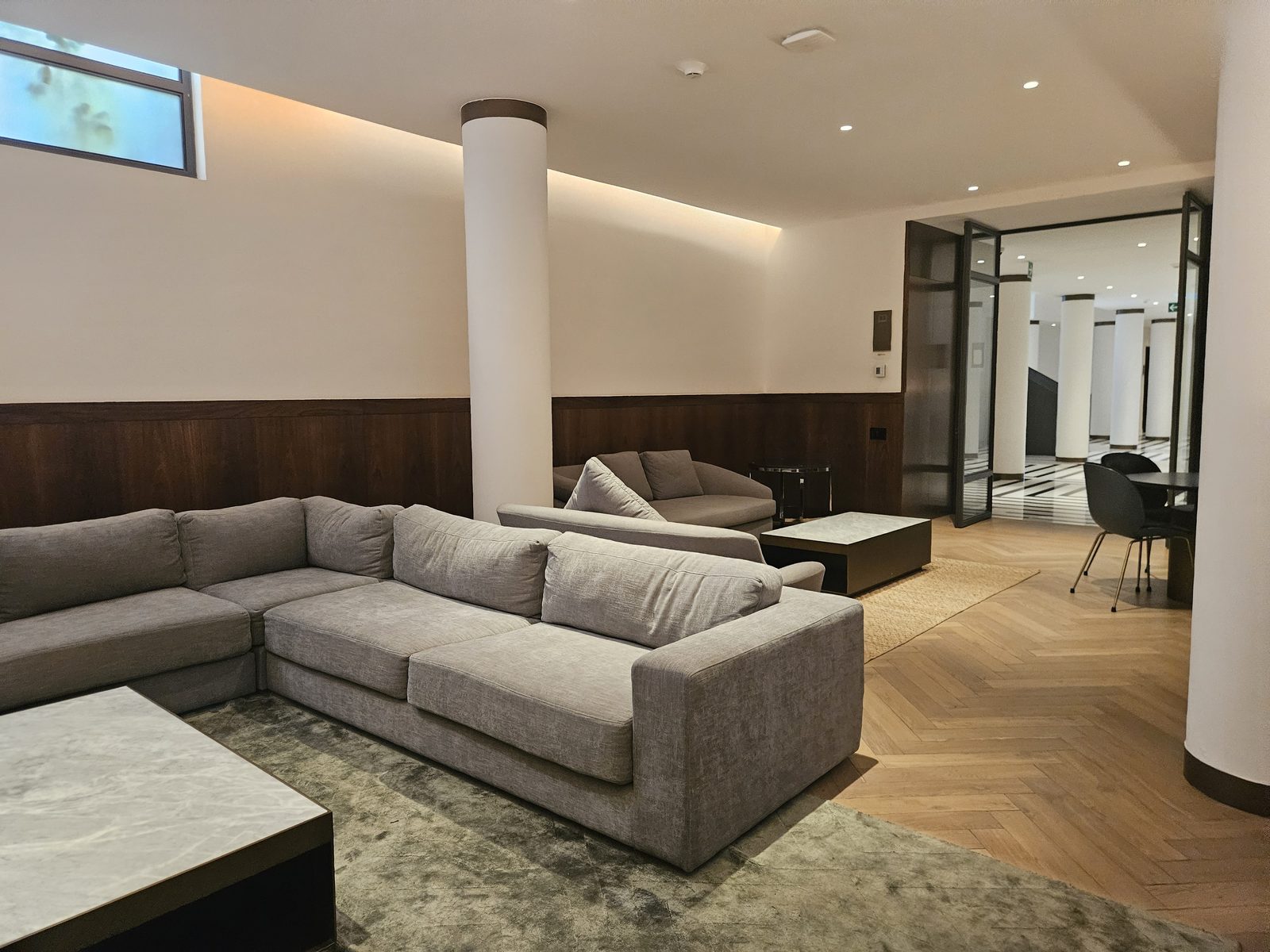 Espacio interior común representativo del desarrollo (foto 1)