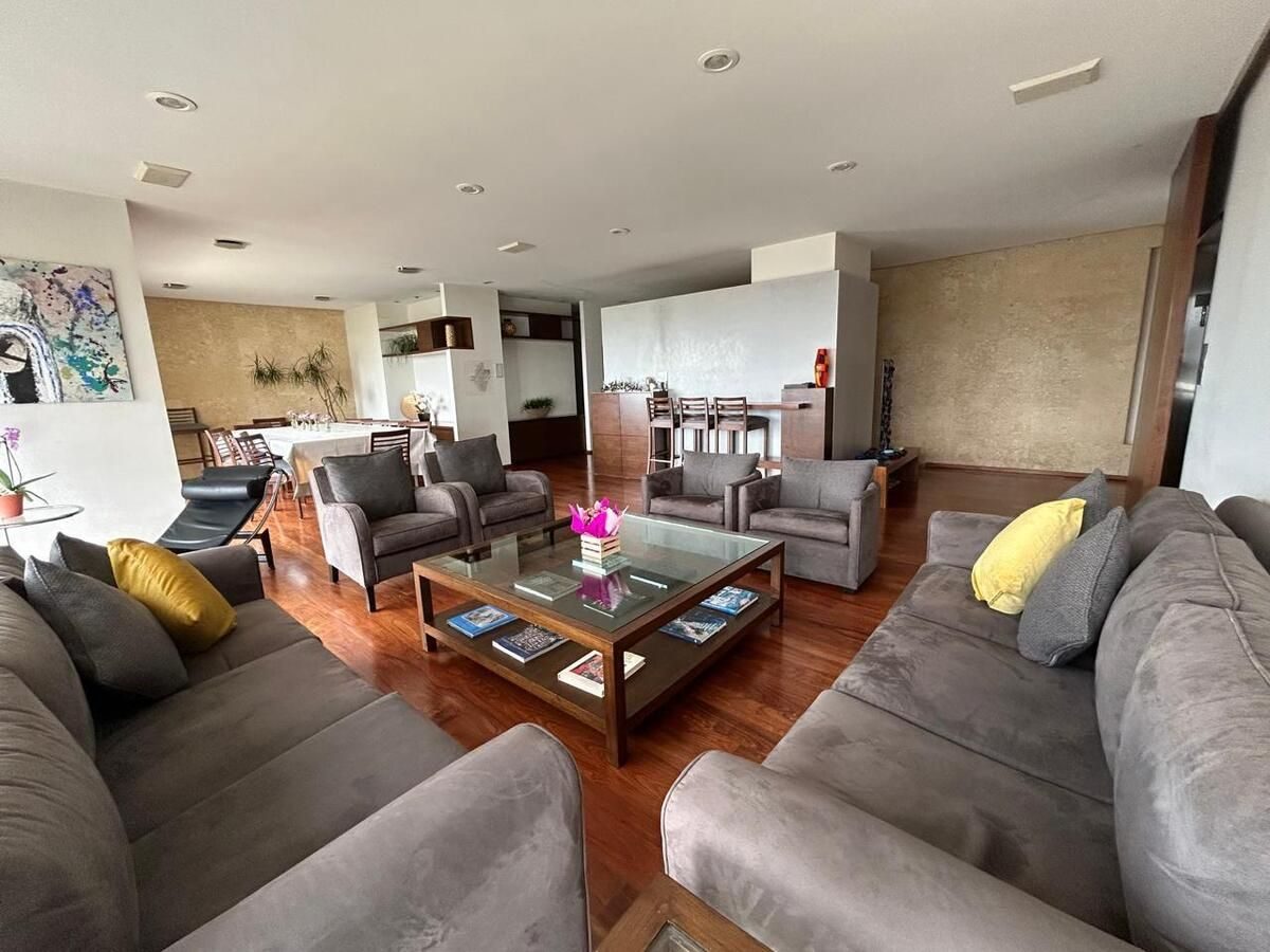 Interior de departamento en Lomas Country Club (foto 3)