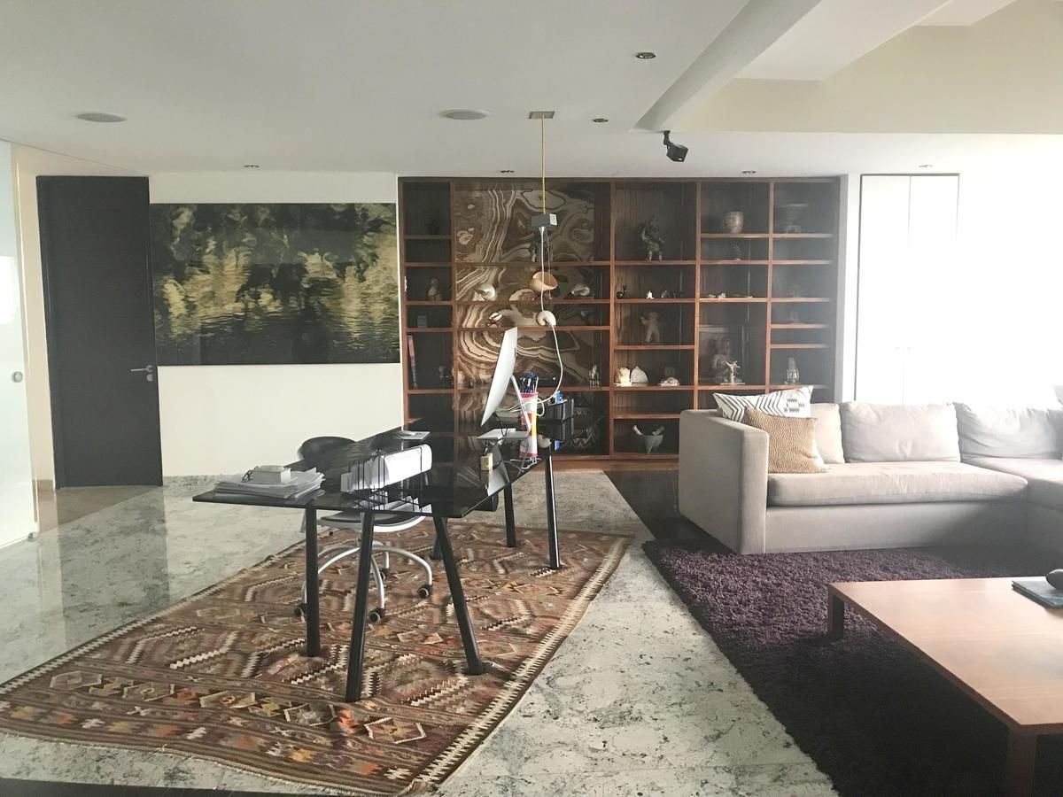 Interior de departamento en Bosques de las Lomas (foto 2)
